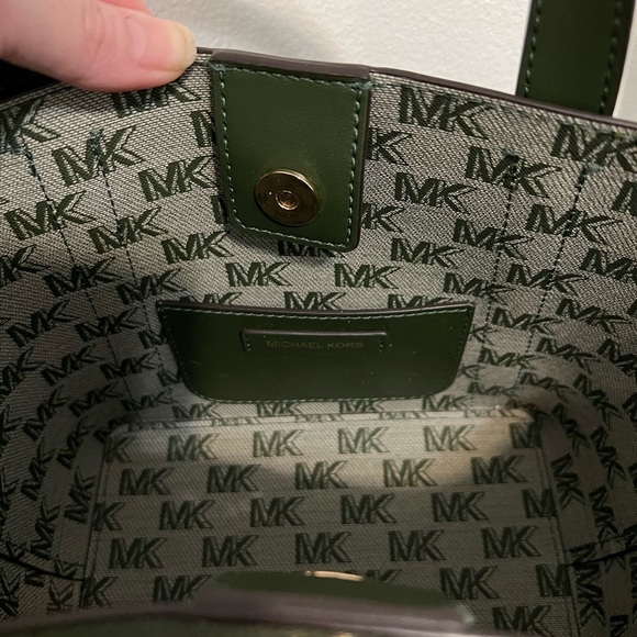 Michael Kors Hadleigh Small Tote NWOT Army Green - Picture 9 of 13